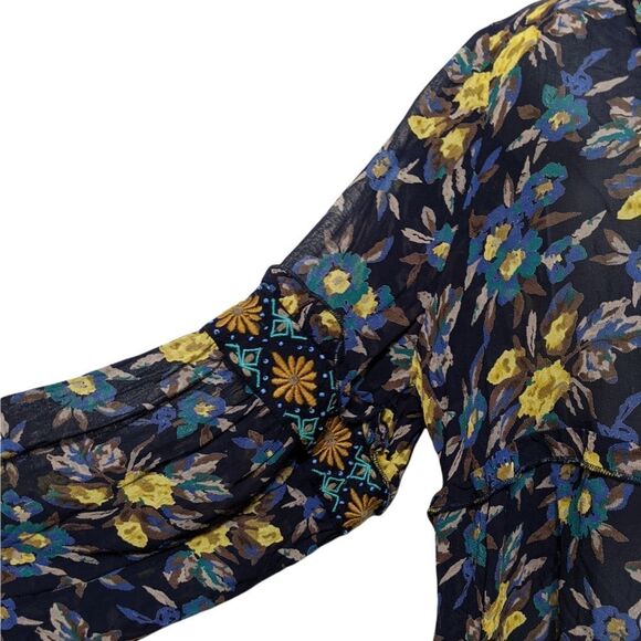 Anthropologie MEADOW RUE Strasser Embroidered Floral Peasant Blouse M - Picture 4 of 9